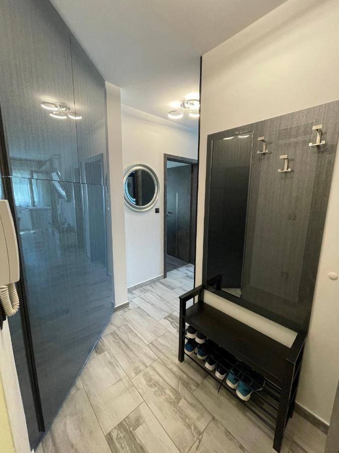 Republic5 Apartment Сиофок Екстериор снимка