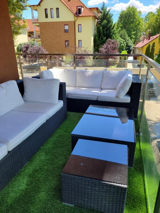 Republic5 Apartment Сиофок Екстериор снимка