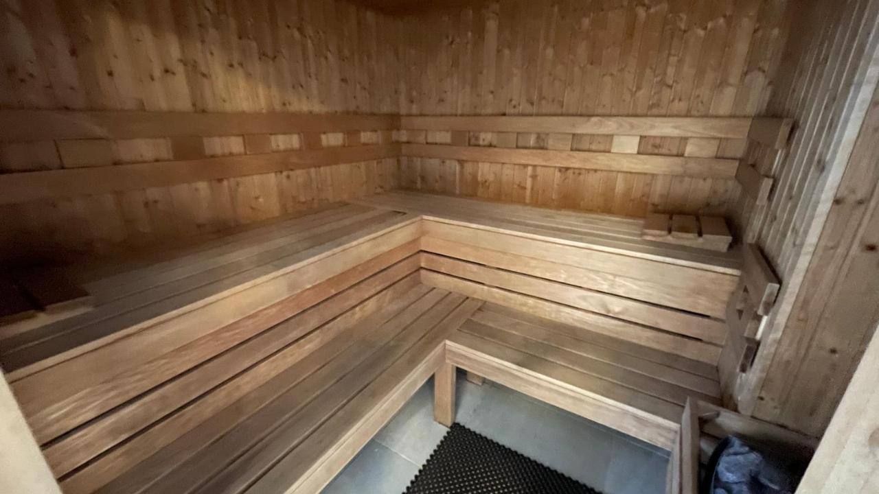 Republic5 Apartment Сиофок Екстериор снимка