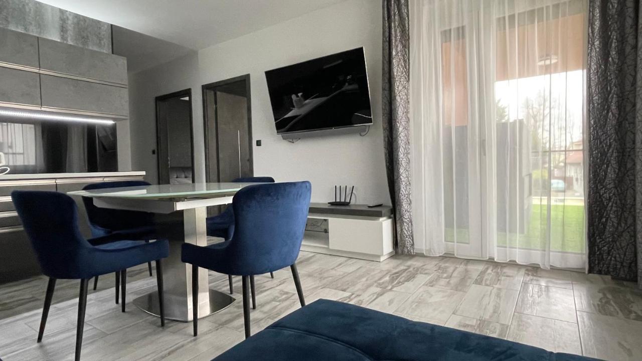 Republic5 Apartment Сиофок Екстериор снимка